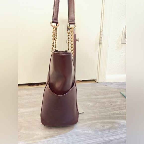 Calvin Klein Tote - Picture 8 of 12